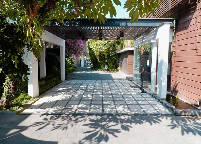 Cheap hotel: Puri Hiromi Boutique Residence