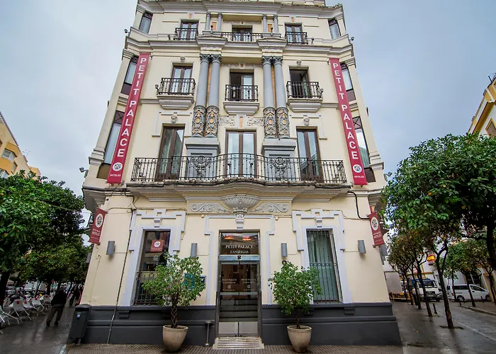 Hôtel accueillant les animaux: Petit Palace Canalejas Sevilla