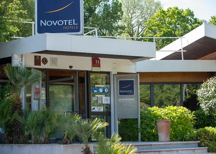 Novotel Pont De L'Arc