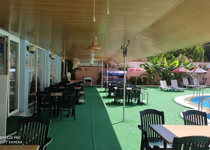 Family Hotel: Golden Moon Apart Hotel