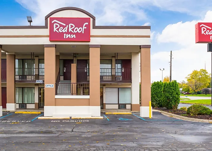 Red Roof Inn East