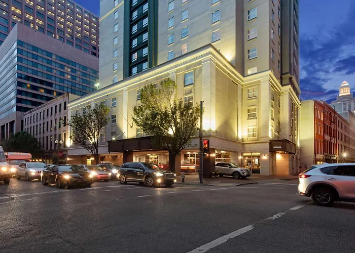 La Quinta Inn & Suites By Wyndham New Orleans Downtown
