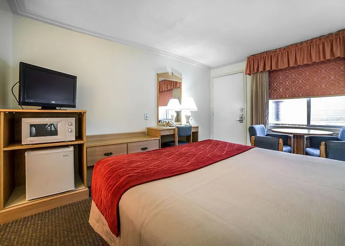 Motels Rodeway Inn Pronghorn Lodge