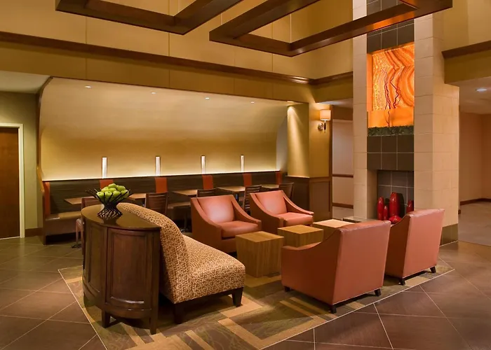 Pet Friendly hotel: Hyatt Place Milwaukee Airport