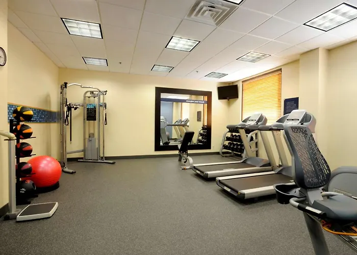 Hampton Inn Louisville Downtown