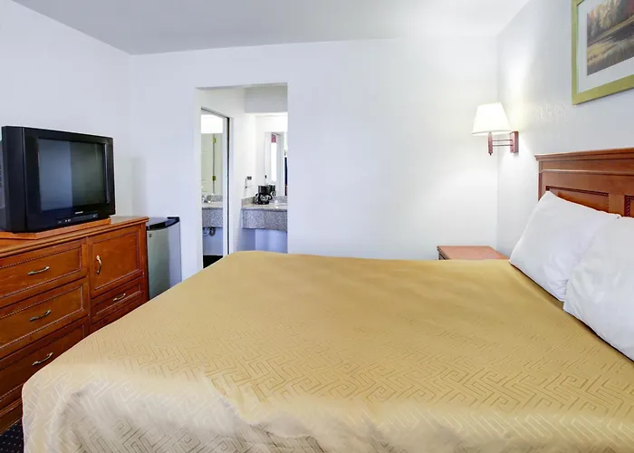 Motel: Econo Lodge Temple