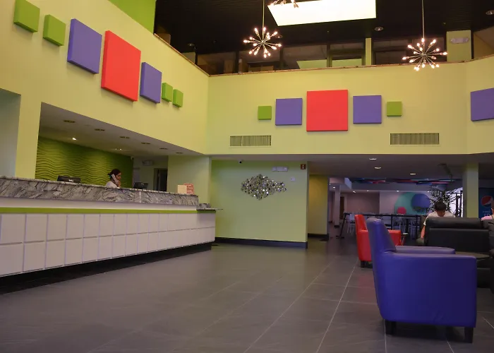 Kid friendly hotel Grand Orlando At Universal Blvd - Shuttle To Theme Parks