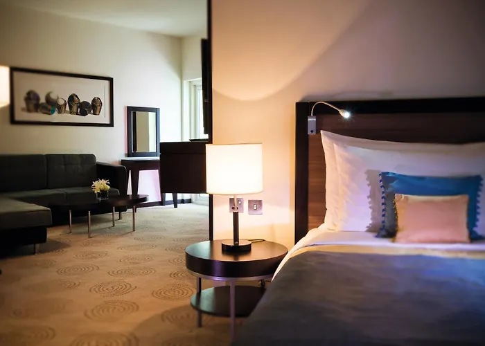 Beach Hotels Avani Deira Dubai