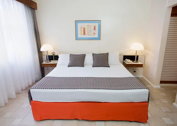  Savoy Othon Lite