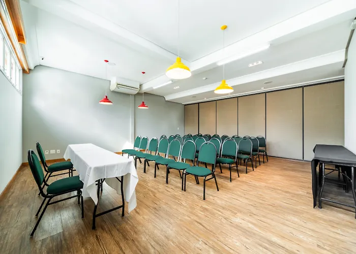 Hotel de 4 estrelas: Hotel Laghetto Siena Gramado