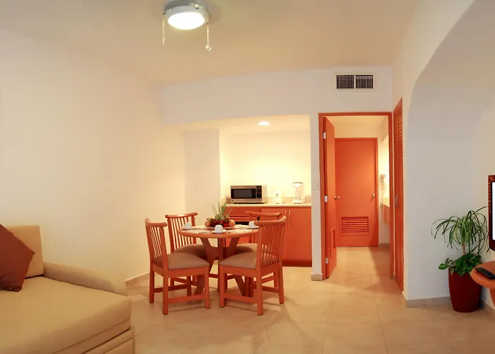 Laguna Suites Golf & Spa