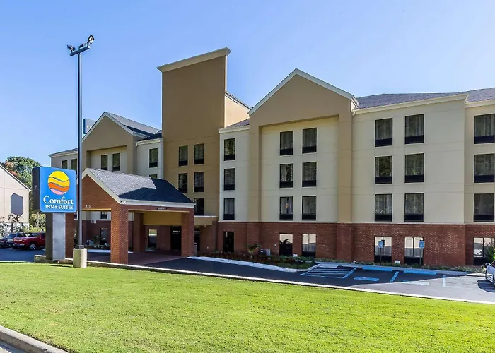 Comfort Inn & Suites West
