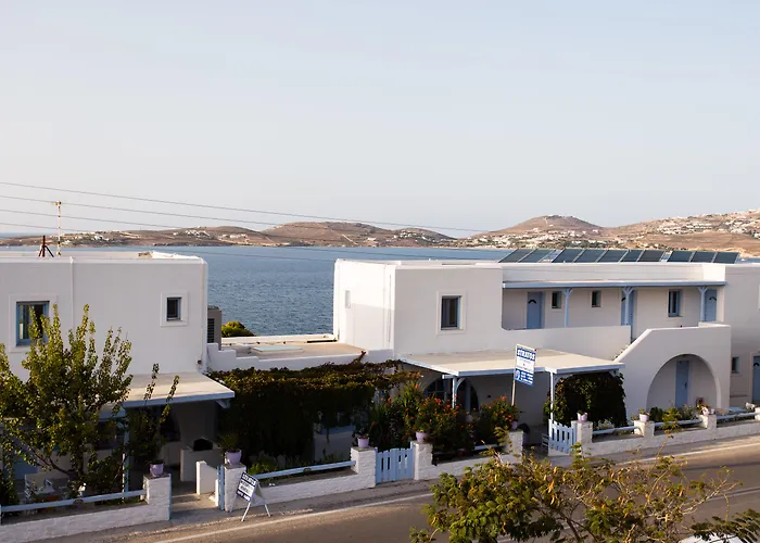  Stratos Apartments & Studios