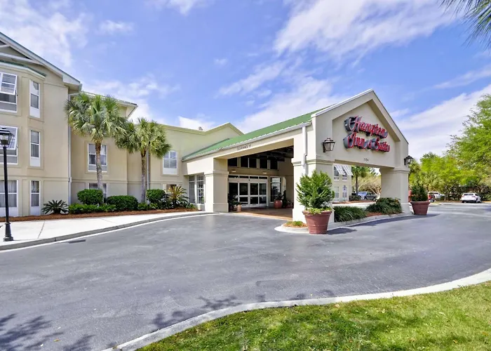 Kid friendly hotel Hampton Inn & Suites Charleston/Mt. Pleasant-Isle Of Palms