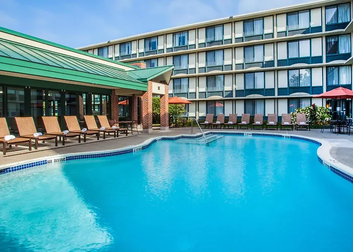 Holiday Inn By Ihg