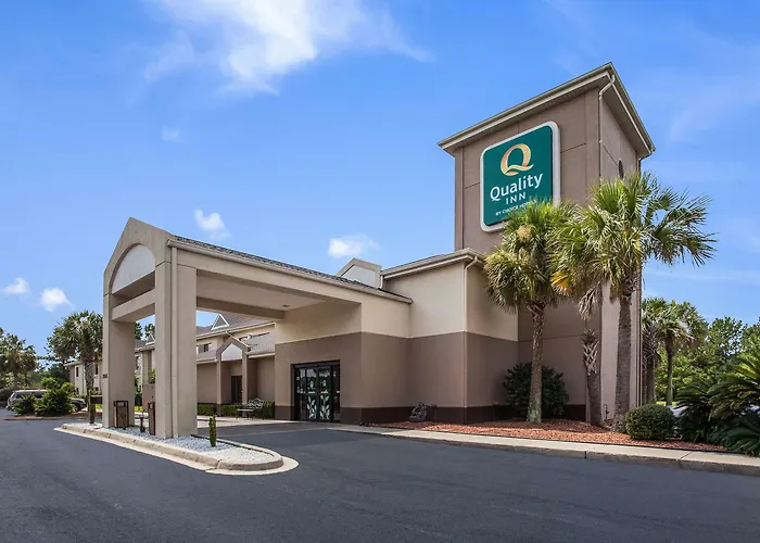 Beach hotel: Quality Inn Conway Northwest