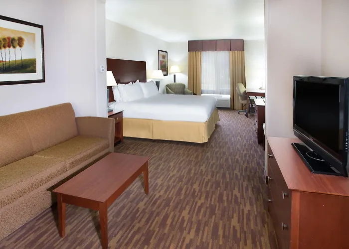 3 star hotel: Holiday Inn Express Yreka-Shasta Area By Ihg