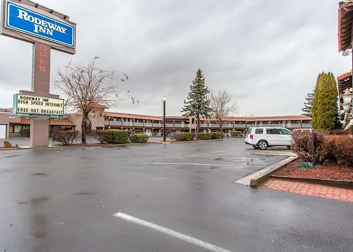 Cheap hotel: Rodeway Inn Baker City