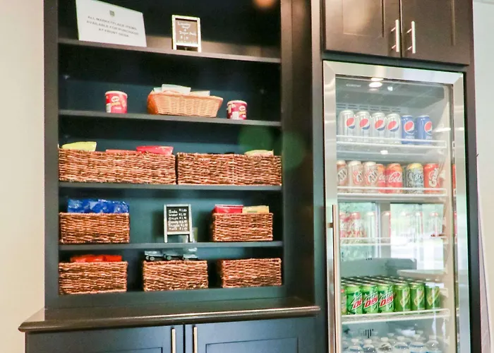 Airport Hotel: Quality Inn Shelburne - Burlington