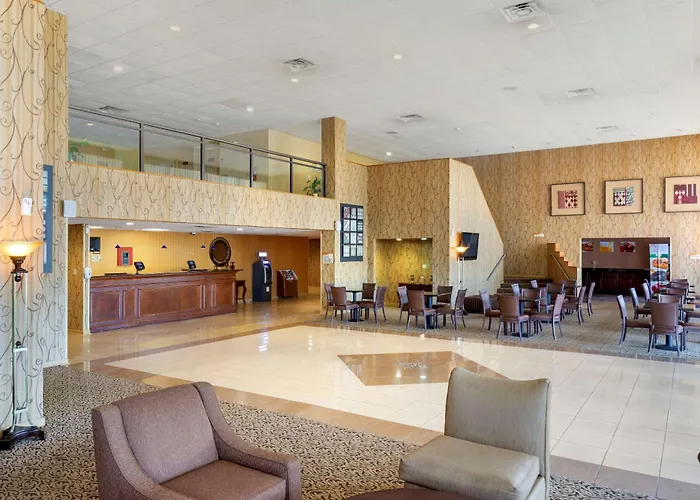 Pet Friendly hotel: Quality Inn & Suites - Greensboro-High Point