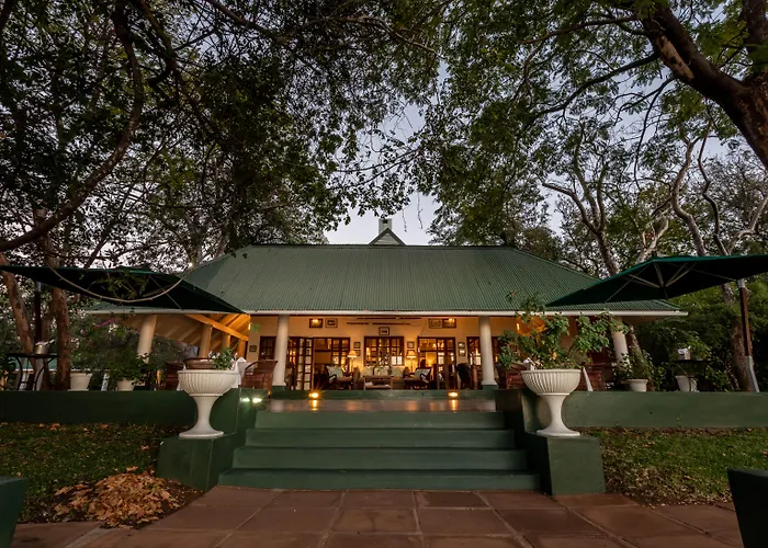 River Club