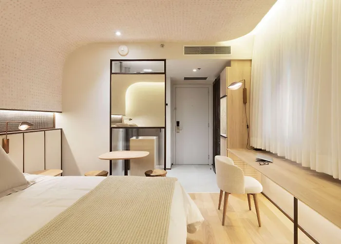 Family Hotel: Qoya Hotel Curitiba, Curio Collection By Hilton