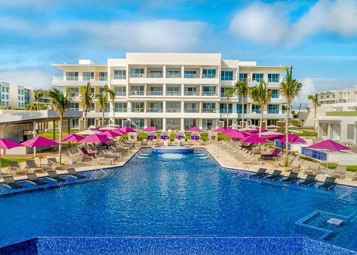 Spa Hotels Resorts Planet Hollywood Cancun By Royalton, An Autograph Collection All-Inclusive (Adults Only)