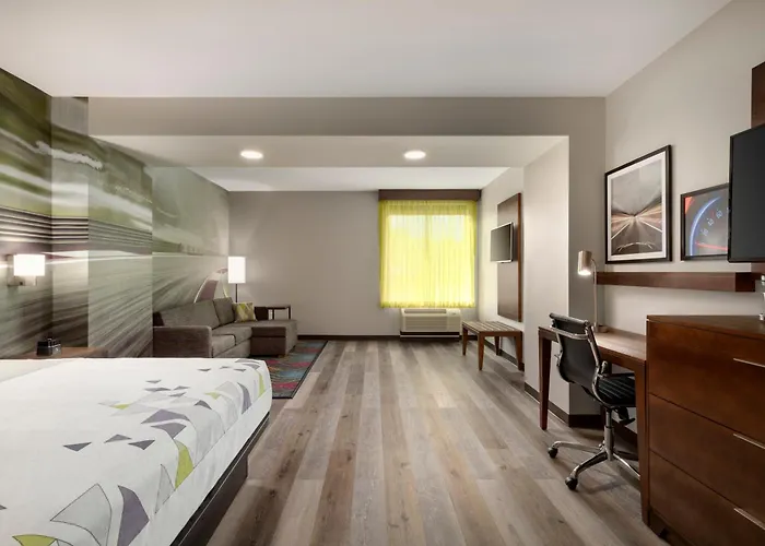 La Quinta Inn & Suites By Wyndham