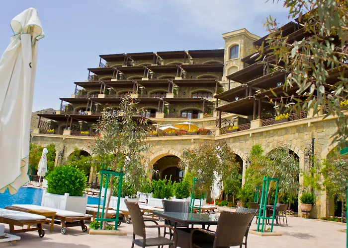 Family Hotel: Sapphire Marine