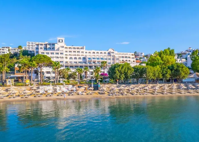 Hotel de 5 estrellas: Azka Hotel