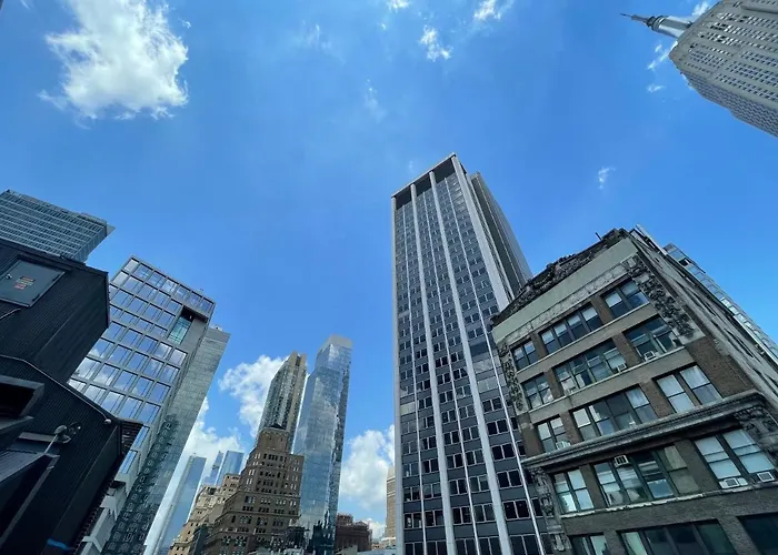 Appartement: Hotel And The City, Rooftop City View