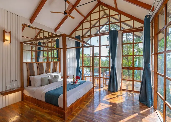 Chalet à louer Stayvista At Cicada Chikmagalur 2Bhk Breakfast Included With Amazing View