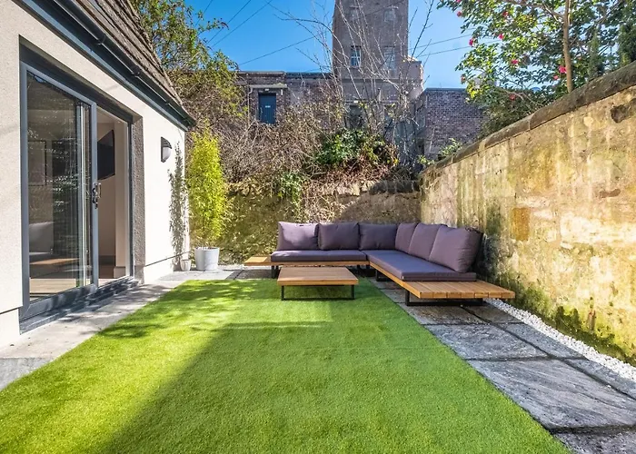 Family Hotel: The Arran, St Andrews