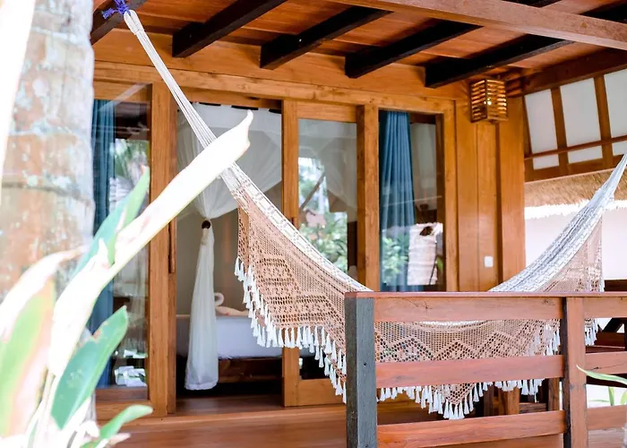 Hotels with a view Island View Bar & Bungalow