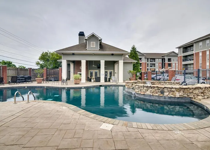 All Vacation Rentals Tuscaloosa Condo Rental Near Bryant-Denny Stadium