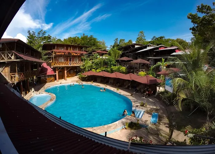 Madera Labrada Lodge Ecologico