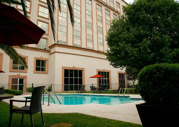 Luxury hotel only: Holiday Inn Monterrey Valle By Ihg