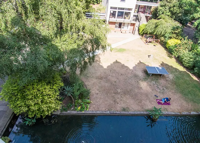 Hotel perto da faculdade: Safestay London Kensington Holland Park (Adults Only)