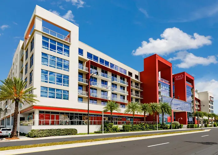 Motel: Costa Hollywood Beach Resort - An All Suite Hotel