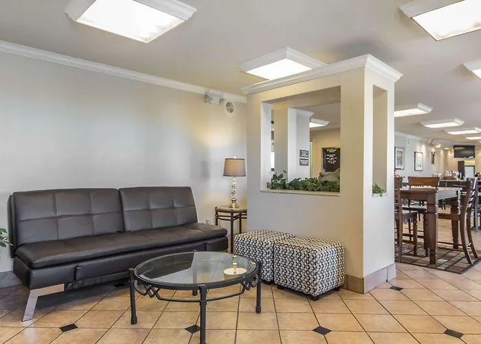 Hotel: Greenstay Hotel Joplin Missouri