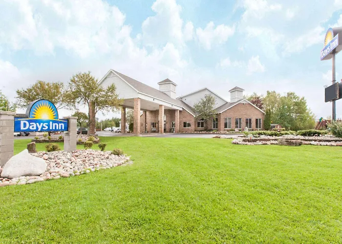 Motel: Days Inn By Wyndham Sault Ste Marie Mi