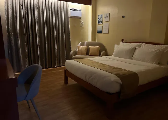 4 star hotel: Rufana Suites