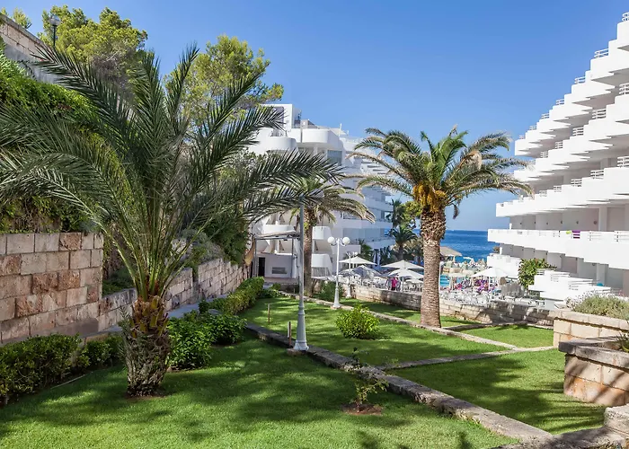 Resort todo incluido: Fergus Style Cala Blanca Suites