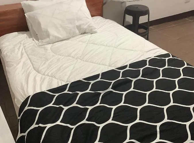 Hostel: Prince Room Rental