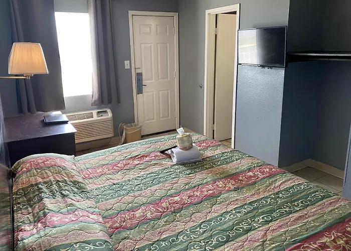 Motel: Travel Inn San Antonio