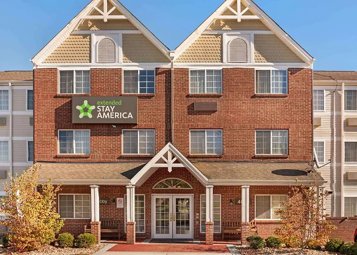 Pet Friendly hotel: Extended Stay America Suites - Cincinnati - Blue Ash - Reed Hartman