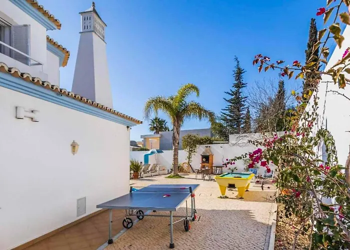 Casa Oliveira