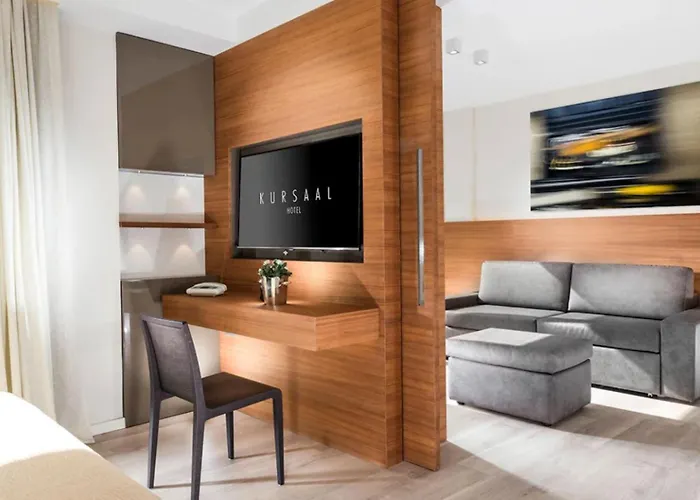 Pet Friendly hotel: Hotel Kursaal - Fronte Mare Con Piscina