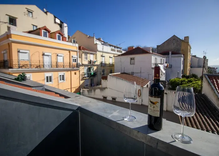Loios Studios And Apartments