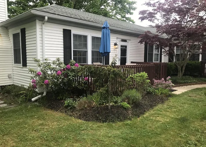 Family Hotel: The John Randall House